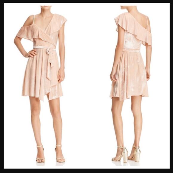 WAYF Velvet Cold Shoulder Women's Mini Dress - Picture 1 of 2